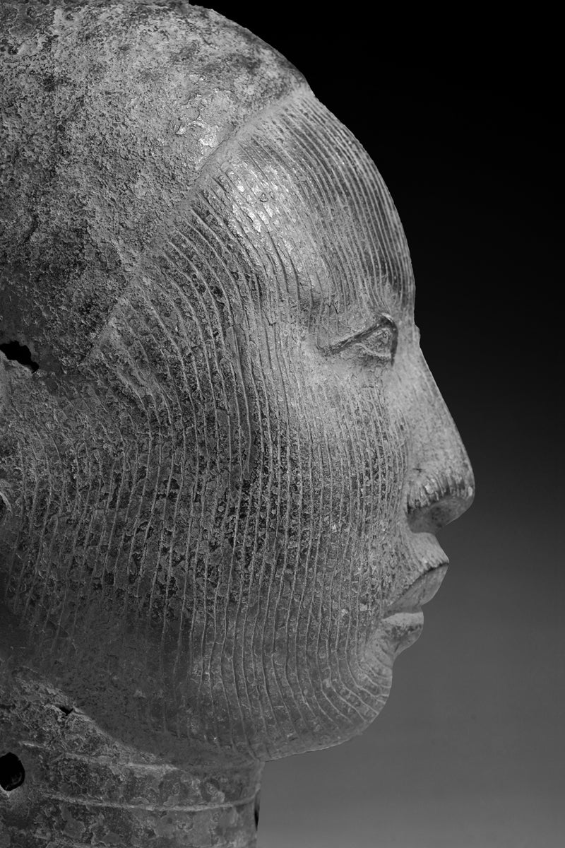 The corpus of cast copper-alloy heads conventionally