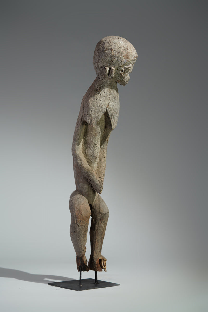 A fragmentary Lobi sculpture