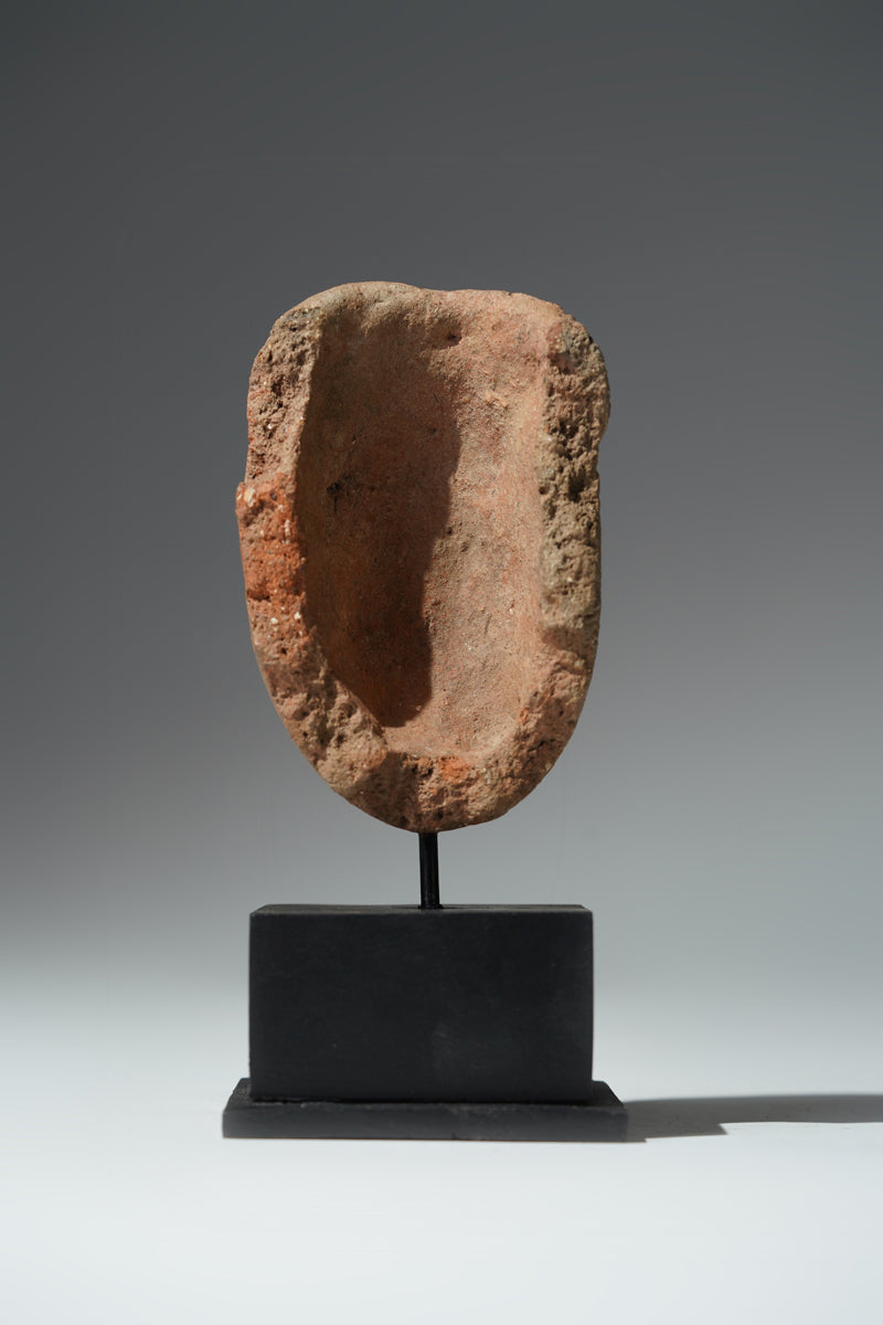The fragment of a terracotta head from Ife