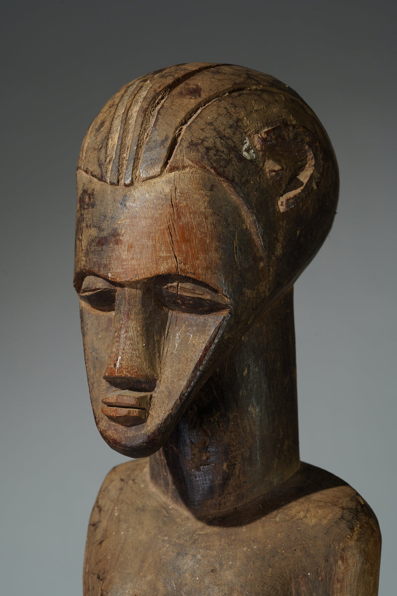 A male sculpture attributed to Bimtiote Dah