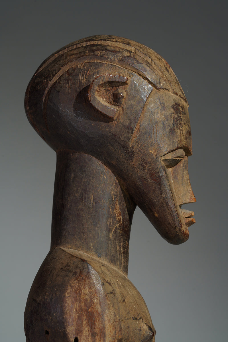 A male sculpture attributed to Bimtiote Dah