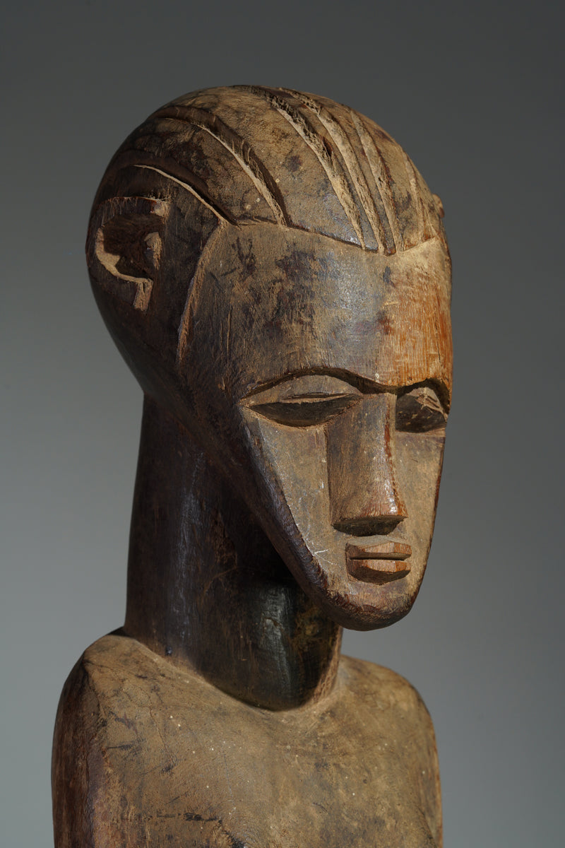 A male sculpture attributed to Bimtiote Dah