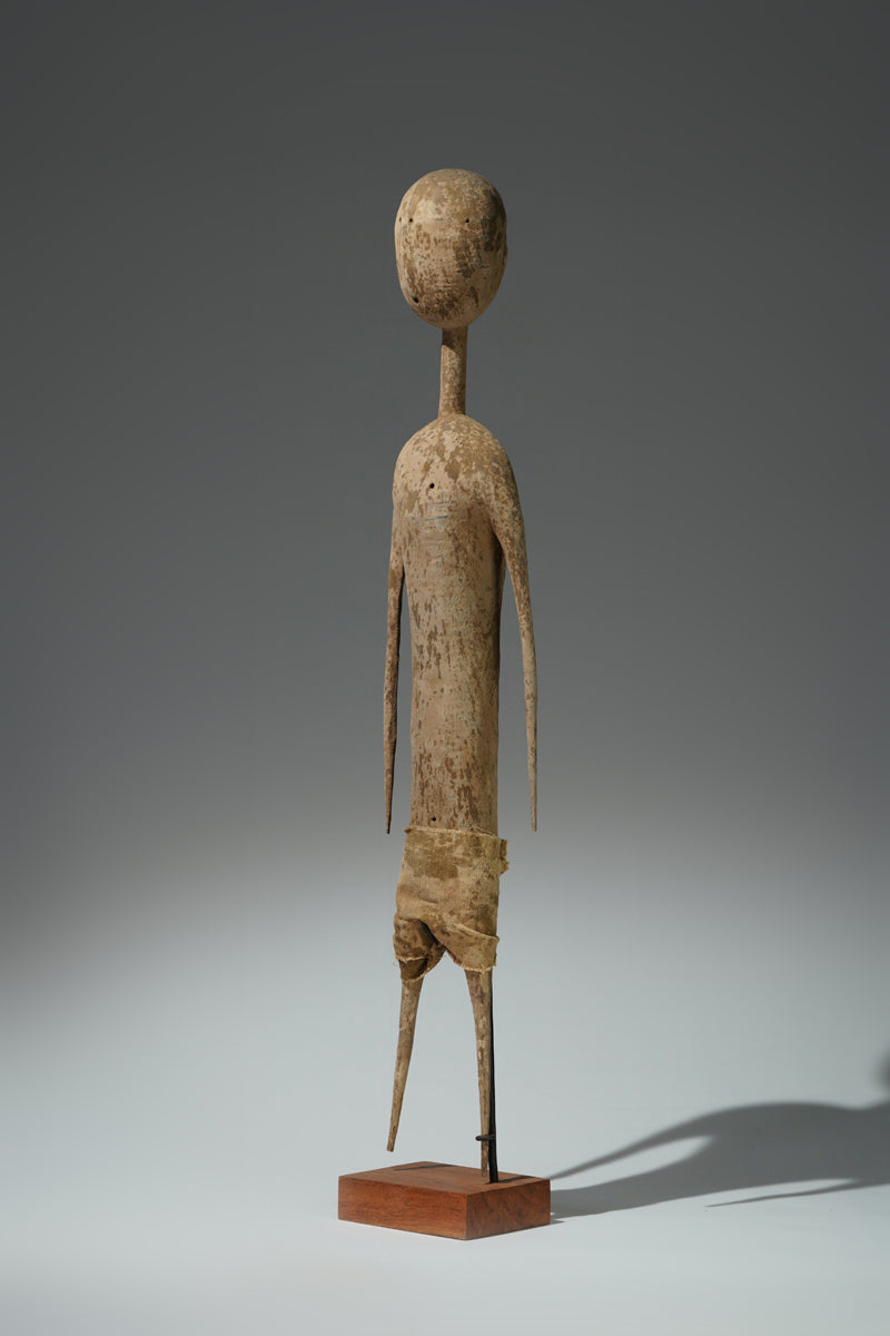 A Prampram statue