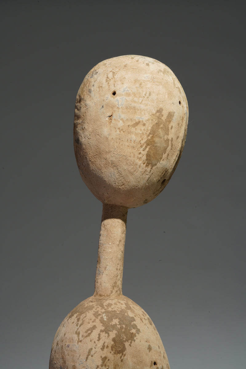 A Prampram statue