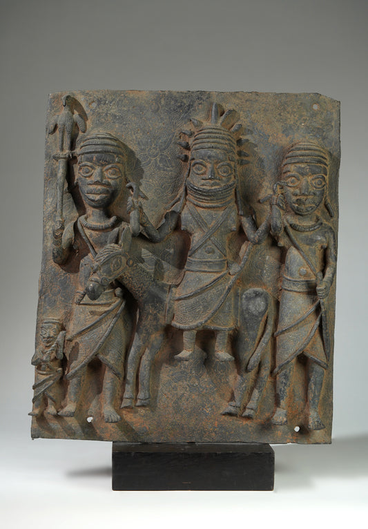 This Benin plaque depicts