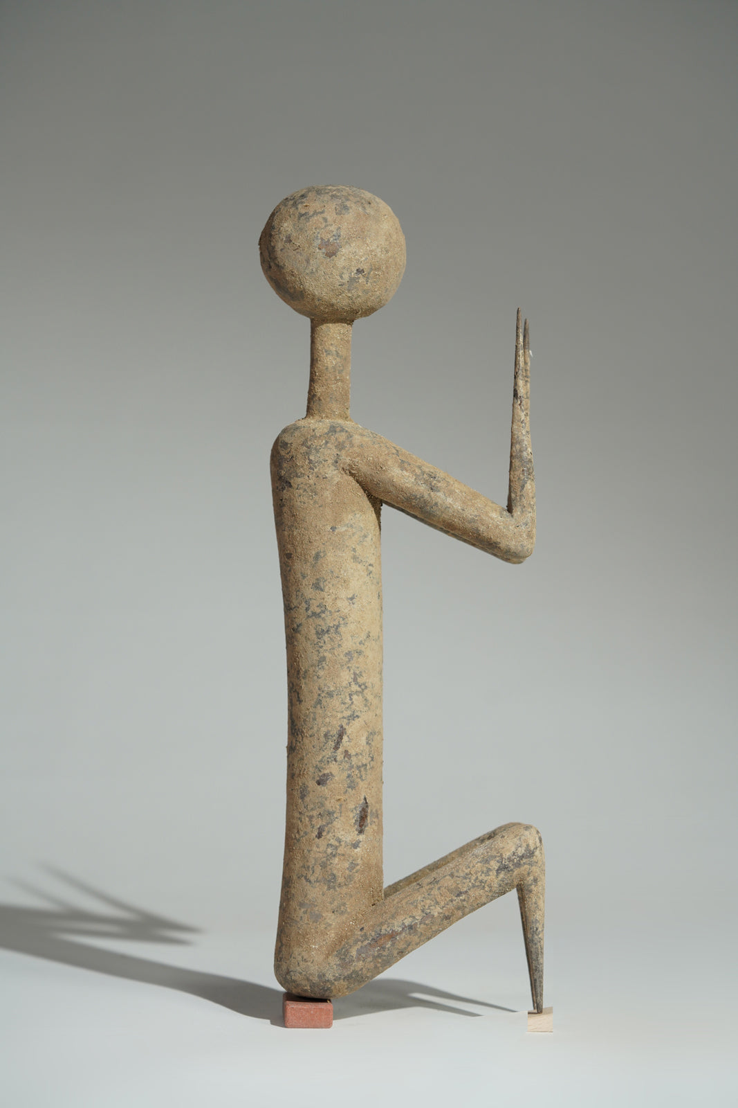 This remarkable pair of Prampram figures