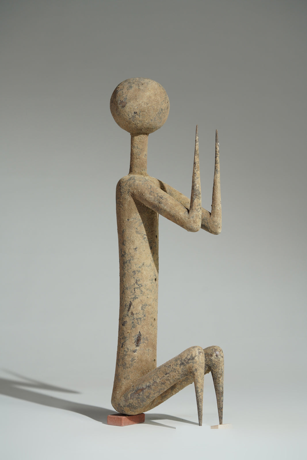 This remarkable pair of Prampram figures