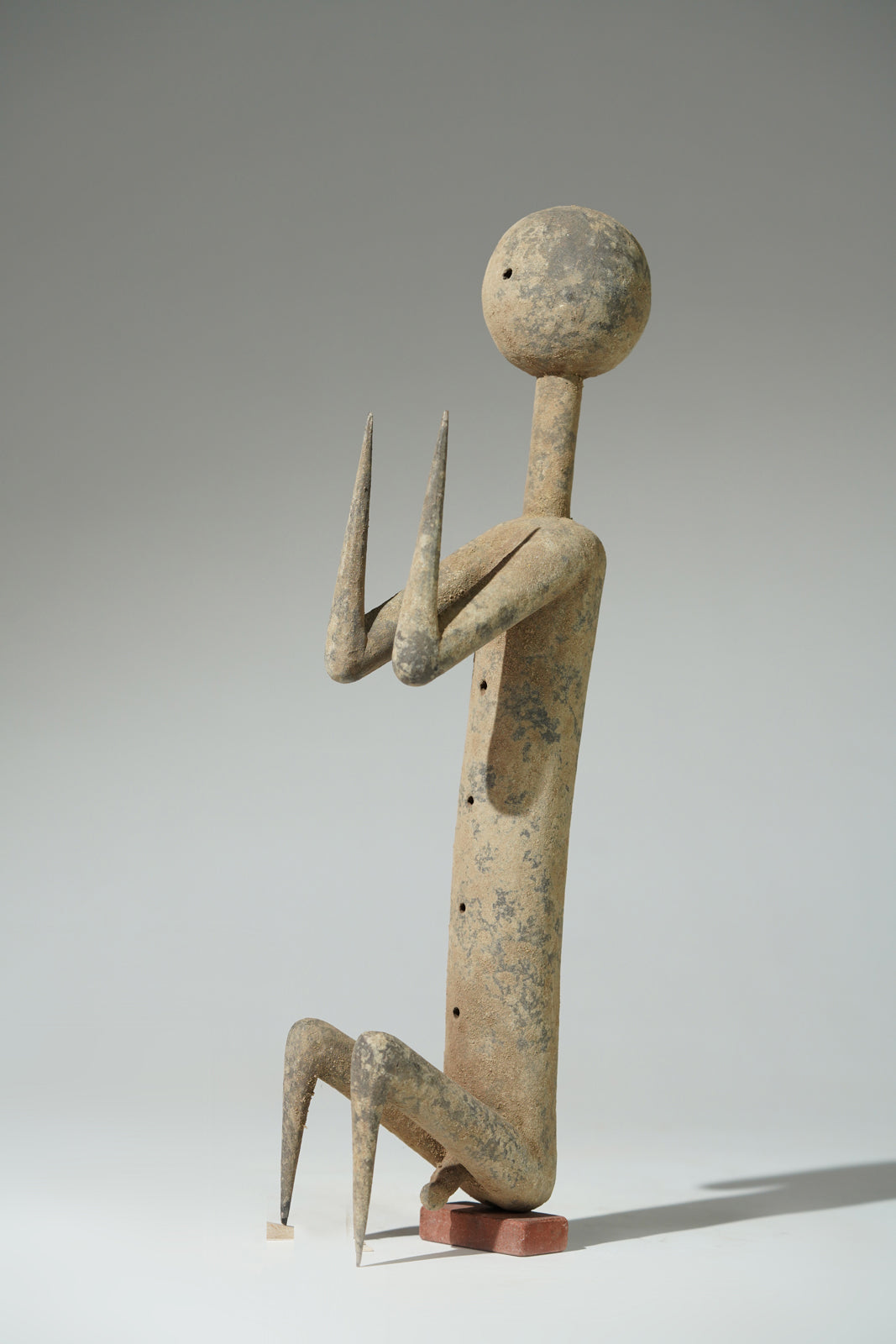 This remarkable pair of Prampram figures