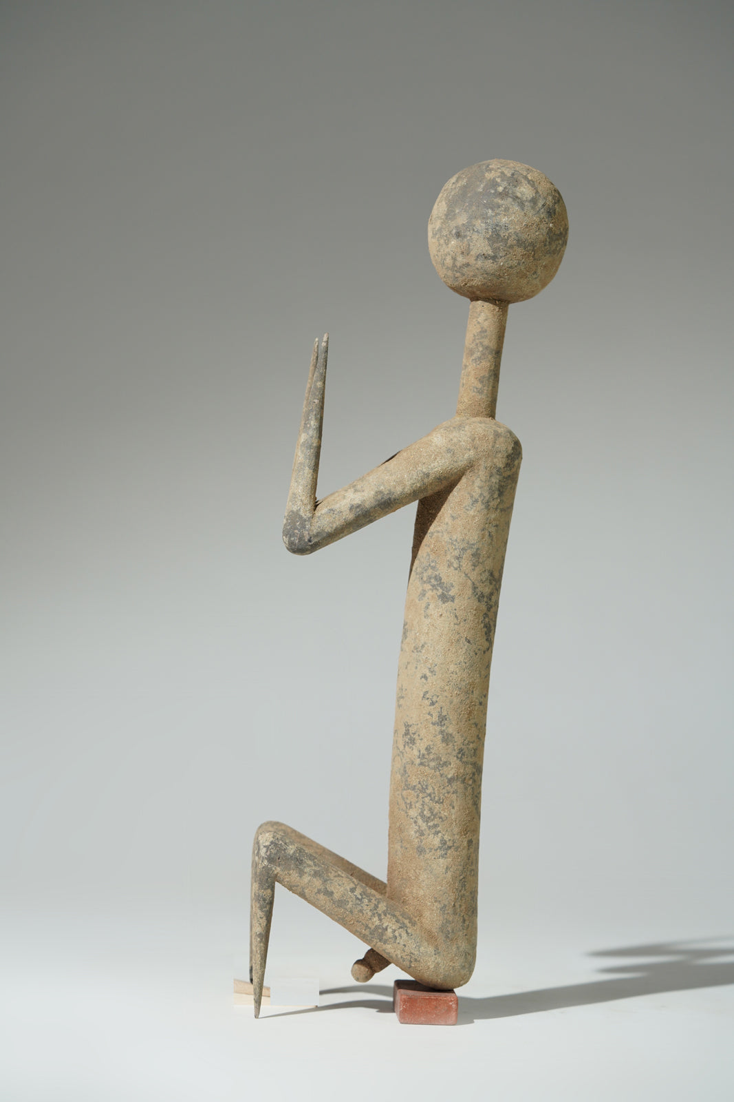 This remarkable pair of Prampram figures