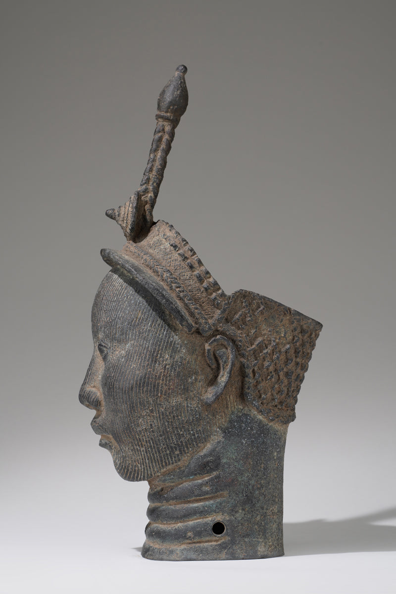 This called crowned head of Lajuwa