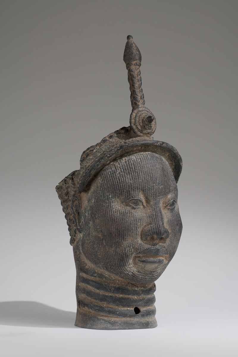 This called crowned head of Lajuwa