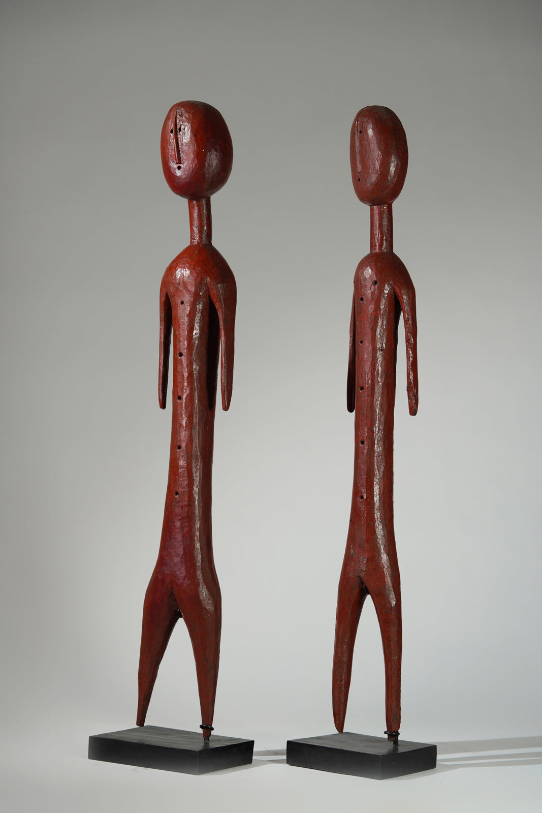 Prampram couple statue