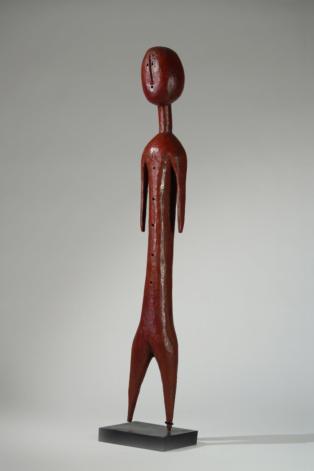 Prampram couple statue