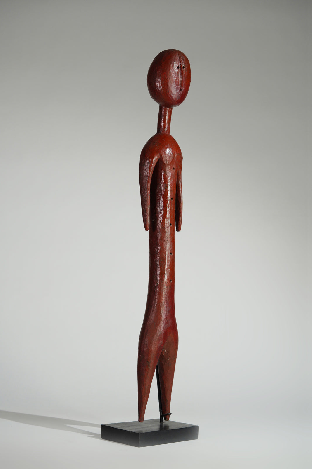 Prampram couple statue