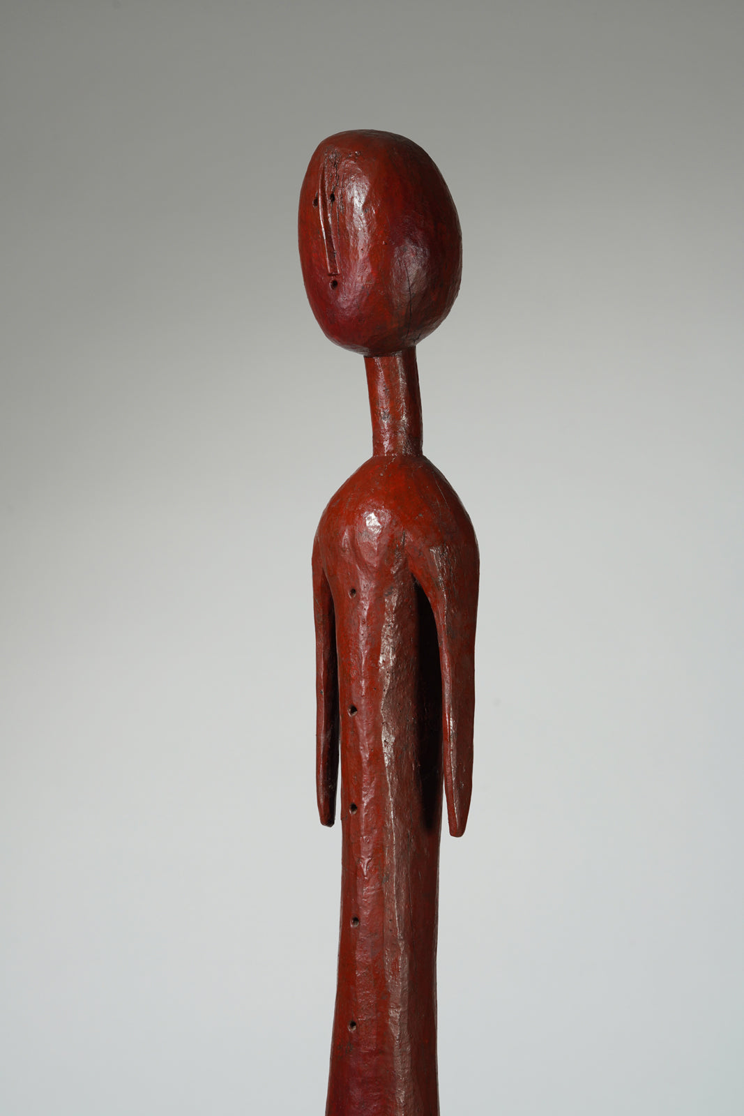 Prampram couple statue