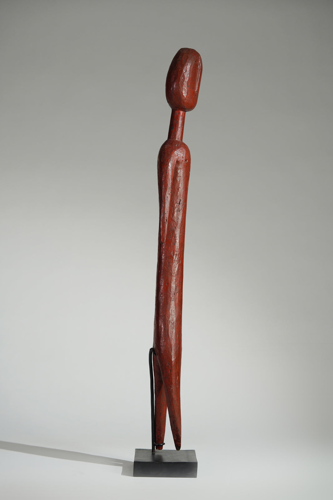 Prampram couple statue