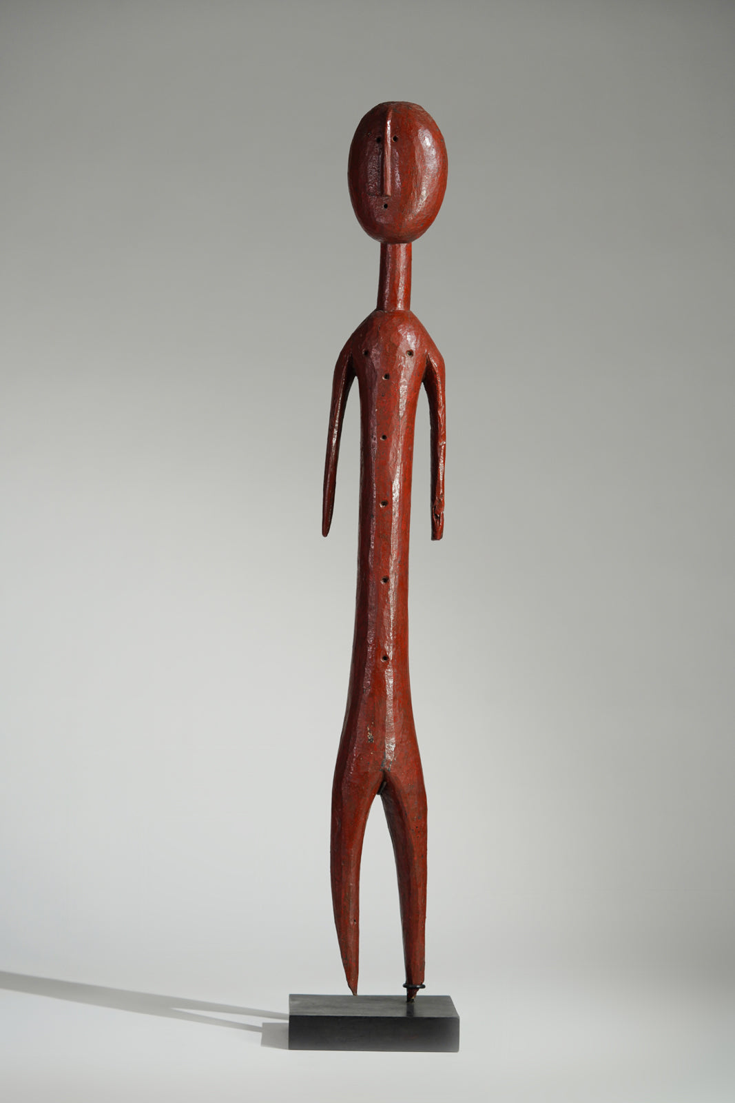 Prampram couple statue
