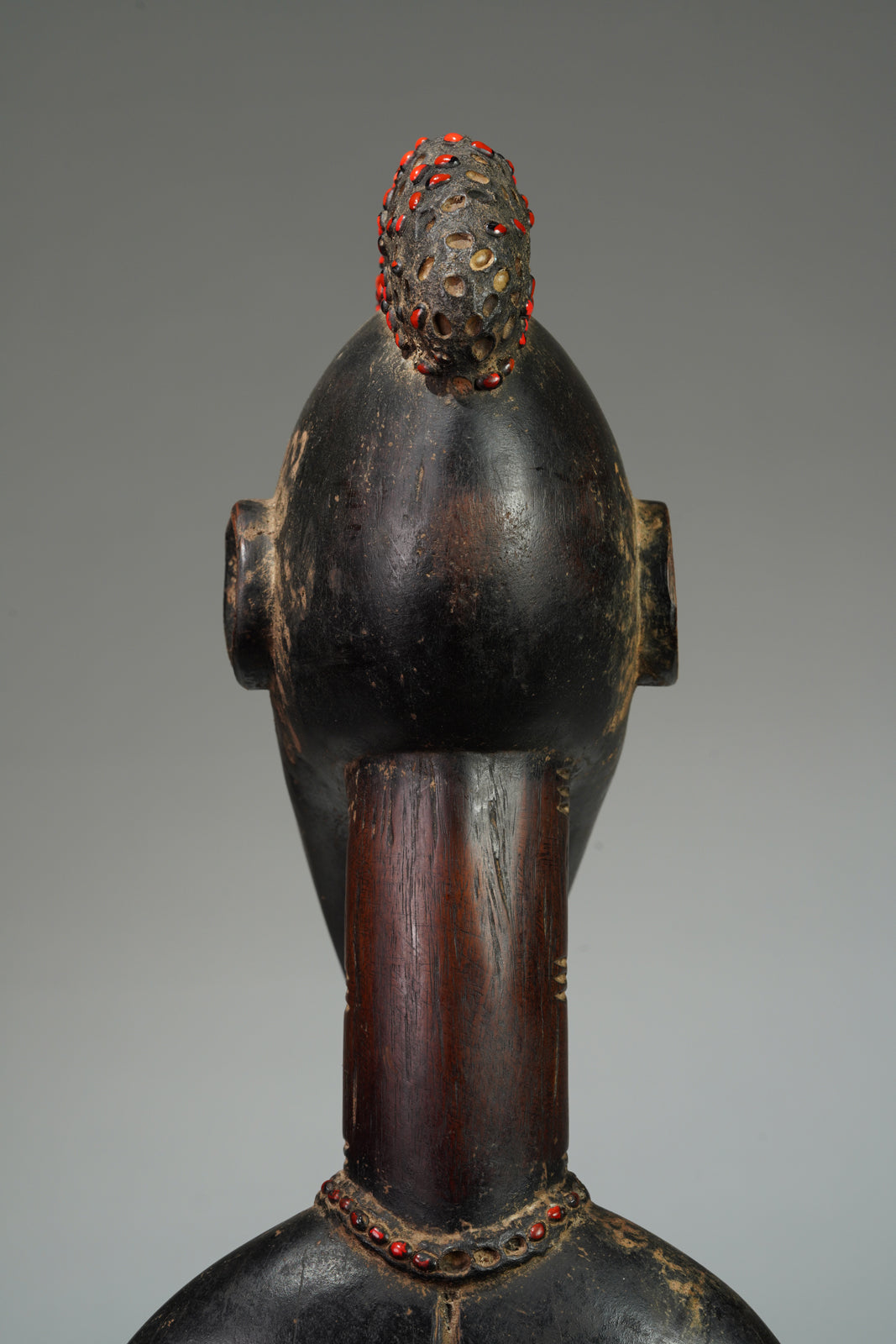 A female Senufo Rhythmpounder (Déblé)