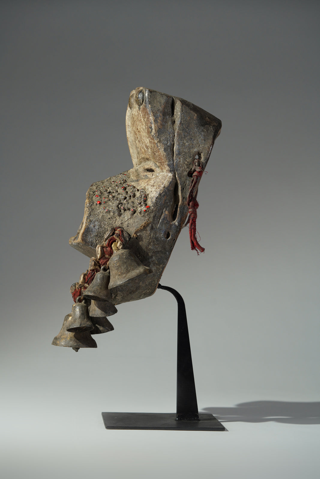 A We (Guéré) Mask