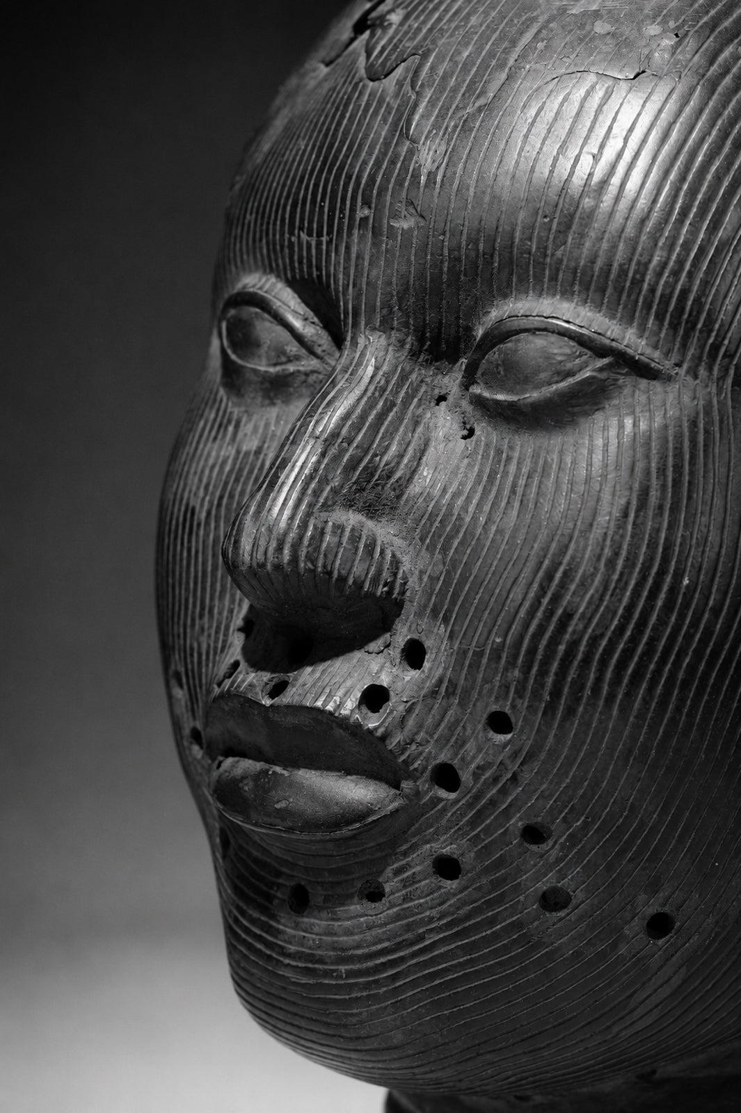 A Bronze head Oba