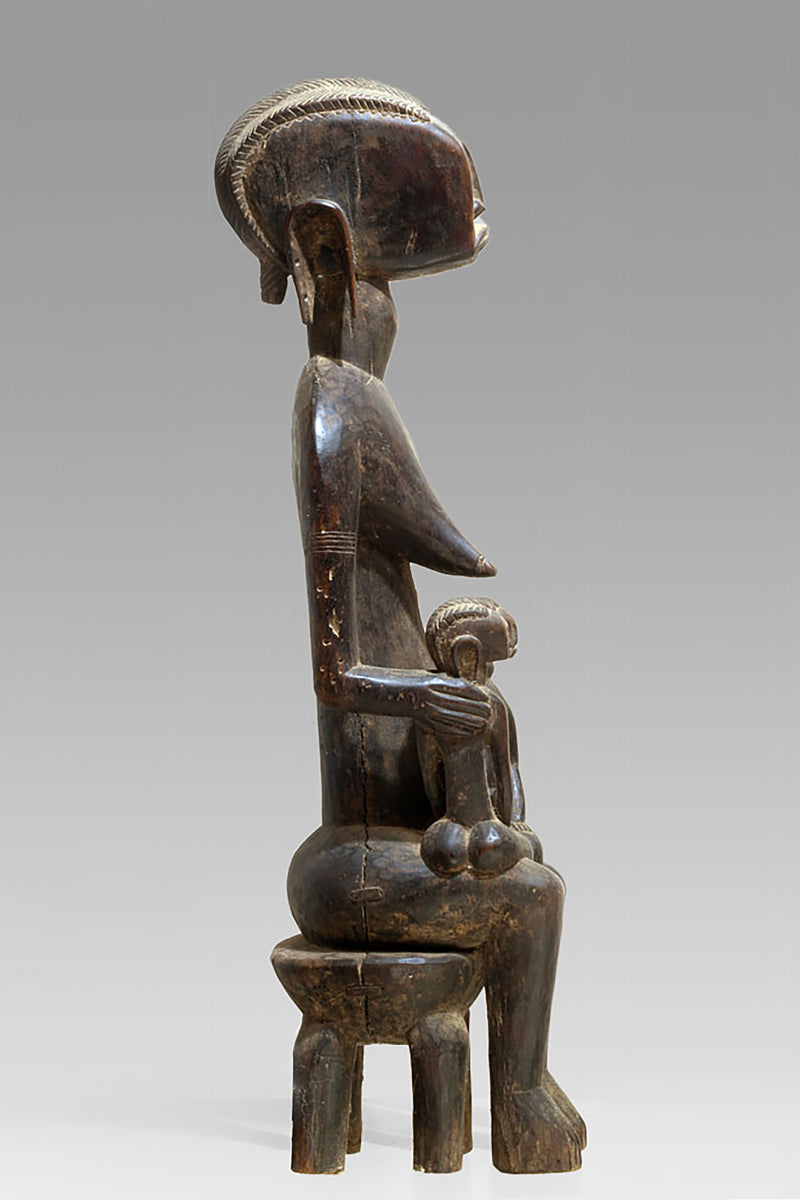 A large Bamna maternity