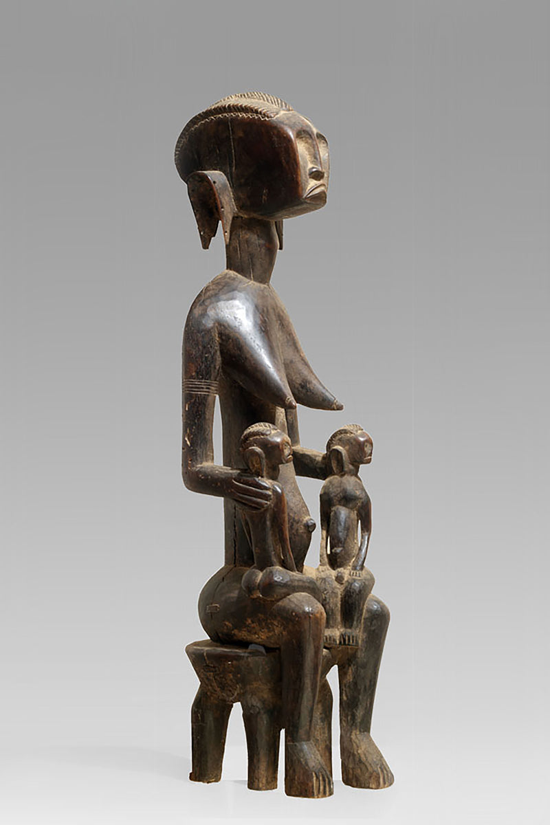 A large Bamna maternity