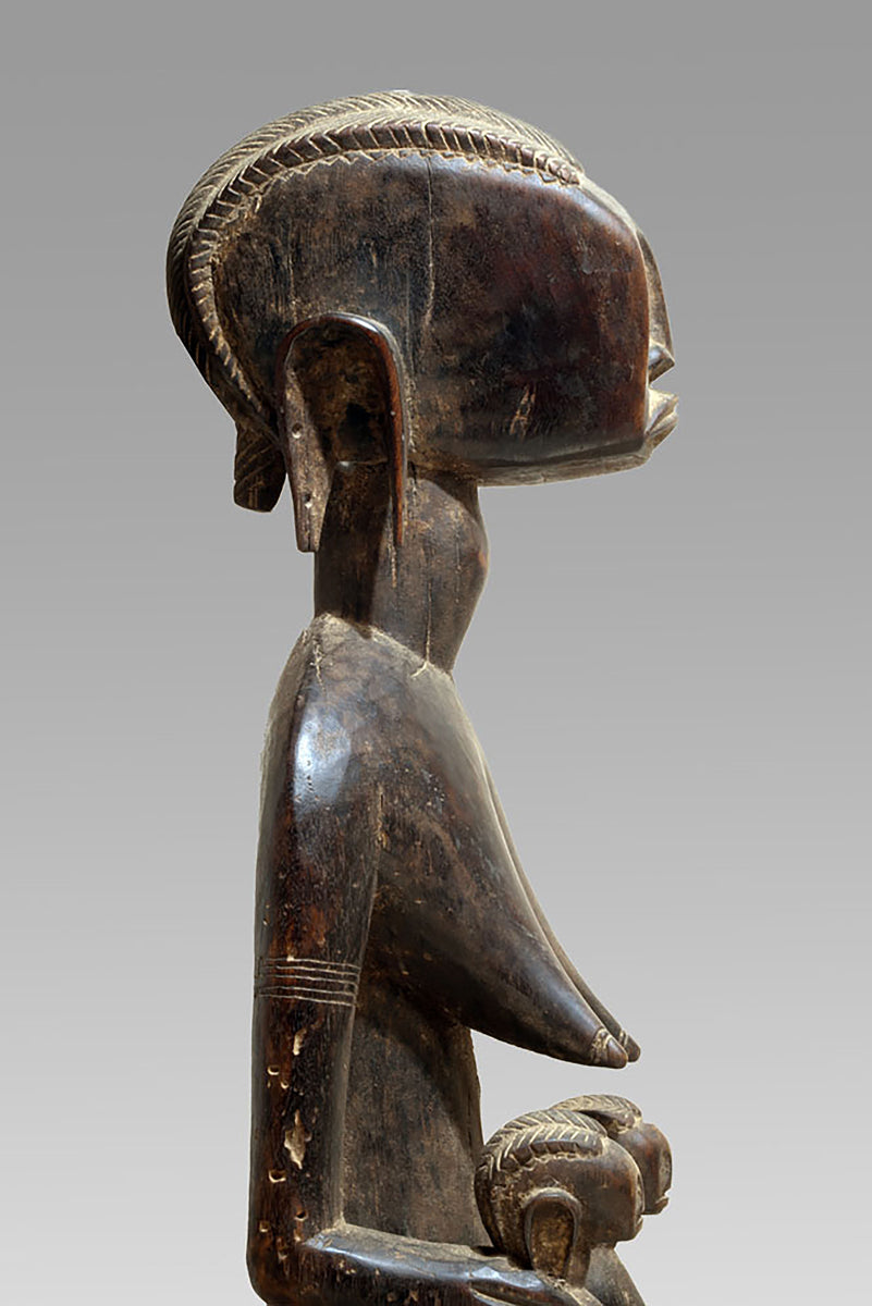 A large Bamna maternity