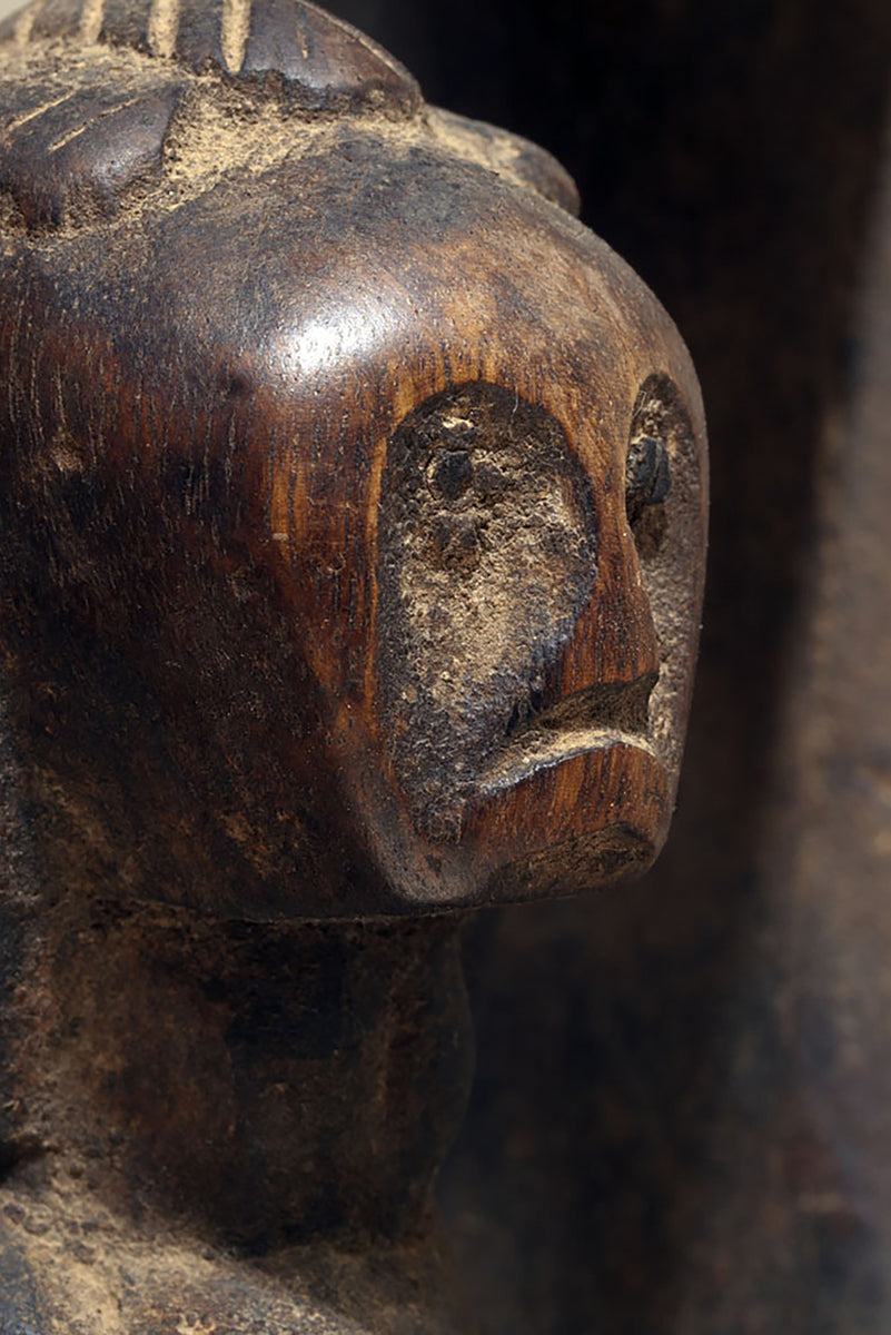 A large Bamna maternity