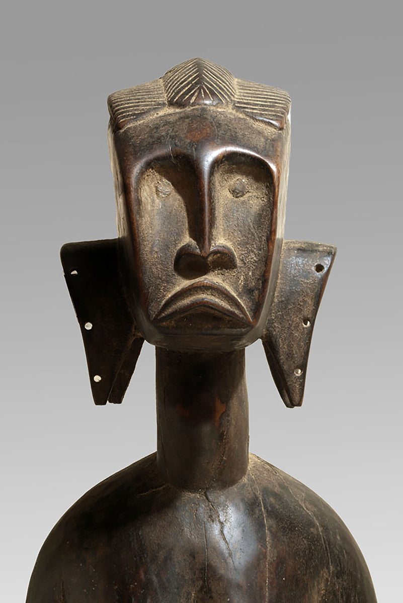 A large Bamna maternity