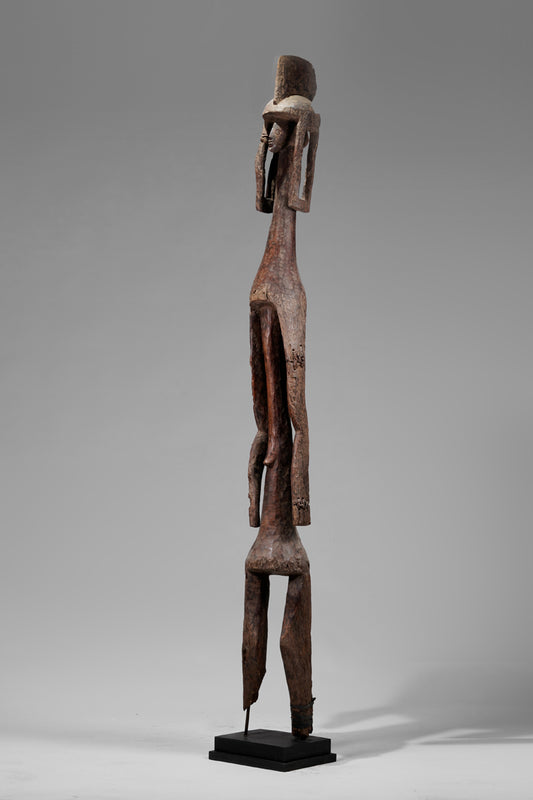 A very tall Mumuye sculpture