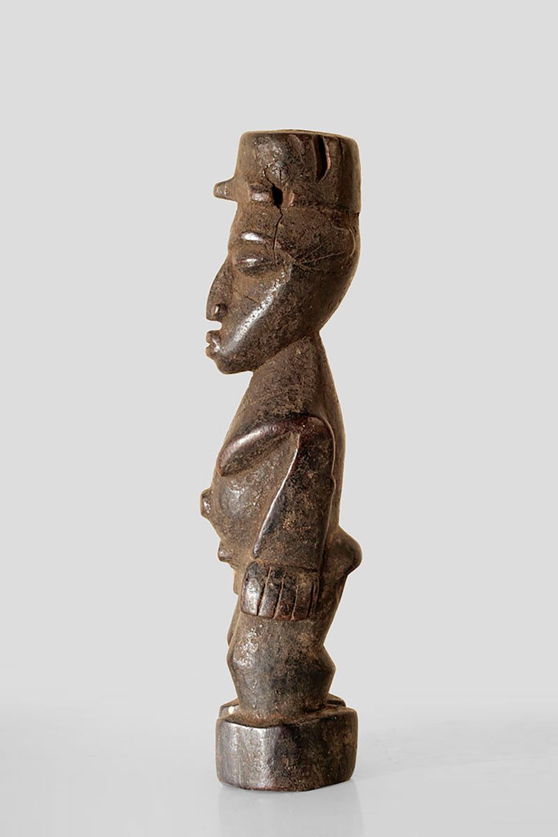A fragmentary Lobi sculpture