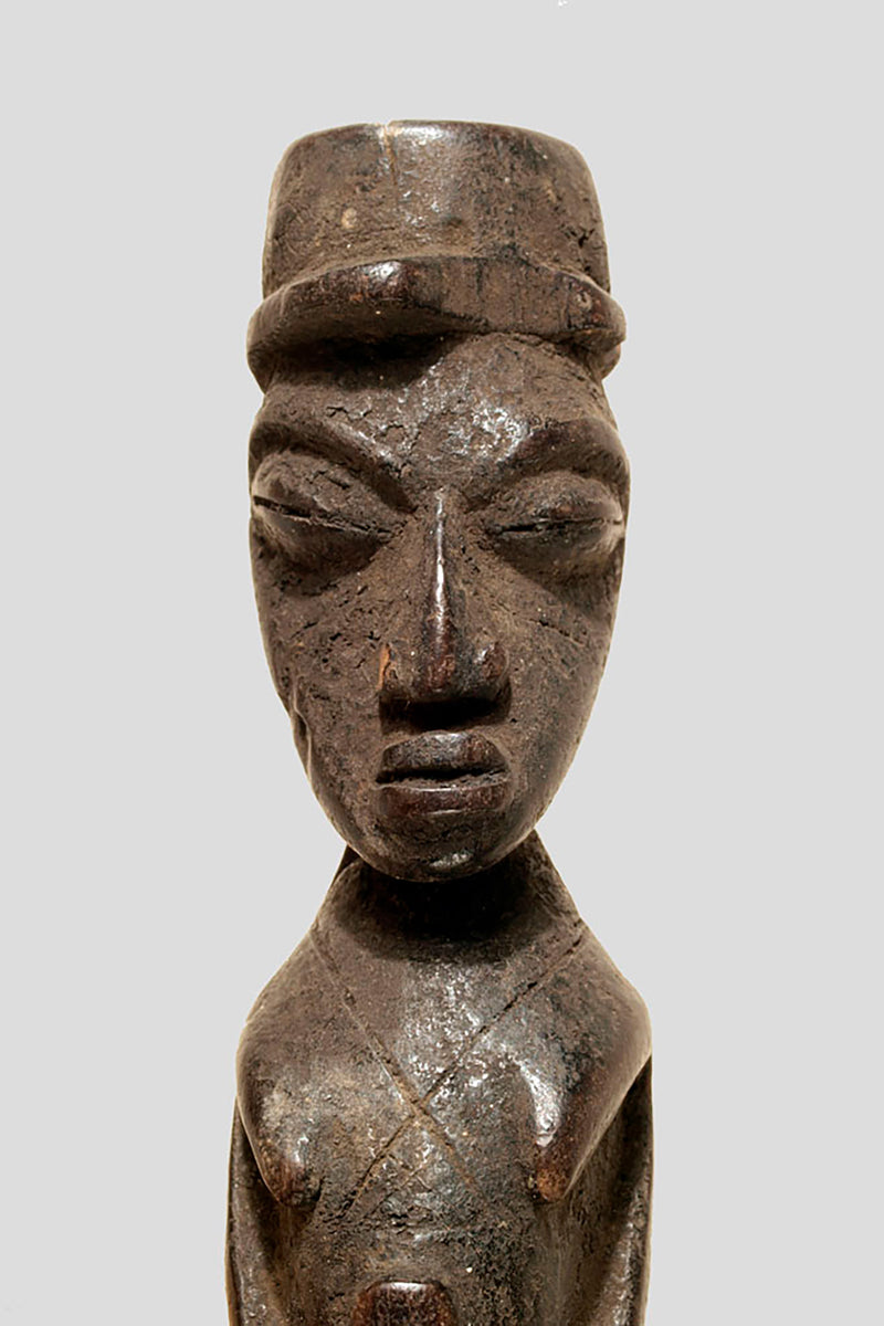 A fragmentary Lobi sculpture