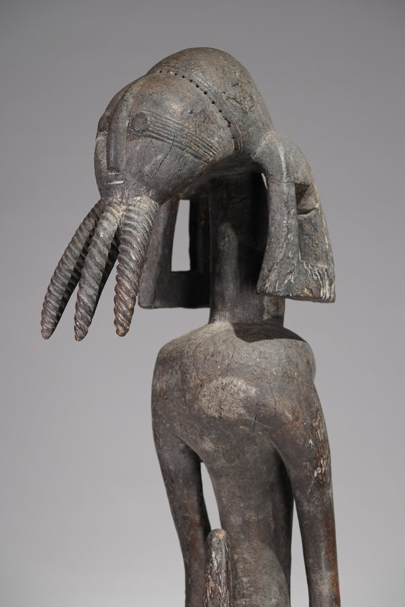 An outstanding Jukun sculpture