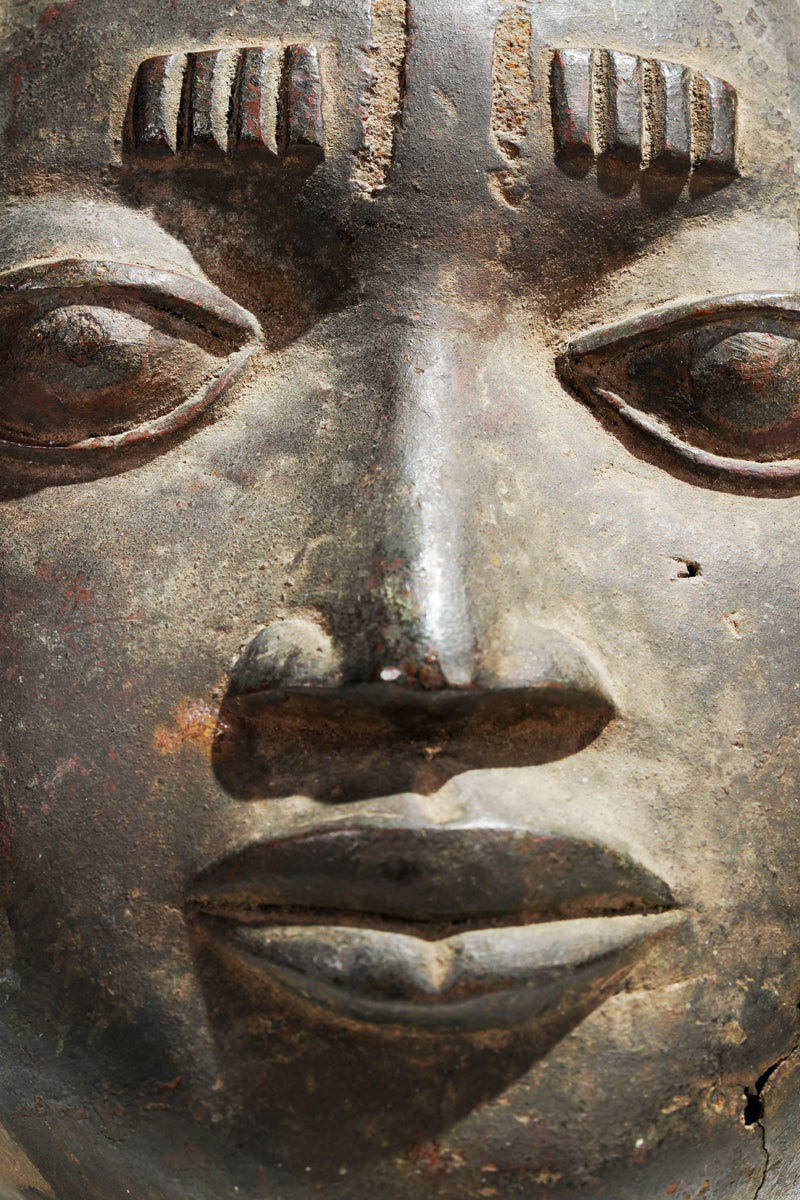 A Bronze sculpture of the Idia Queen