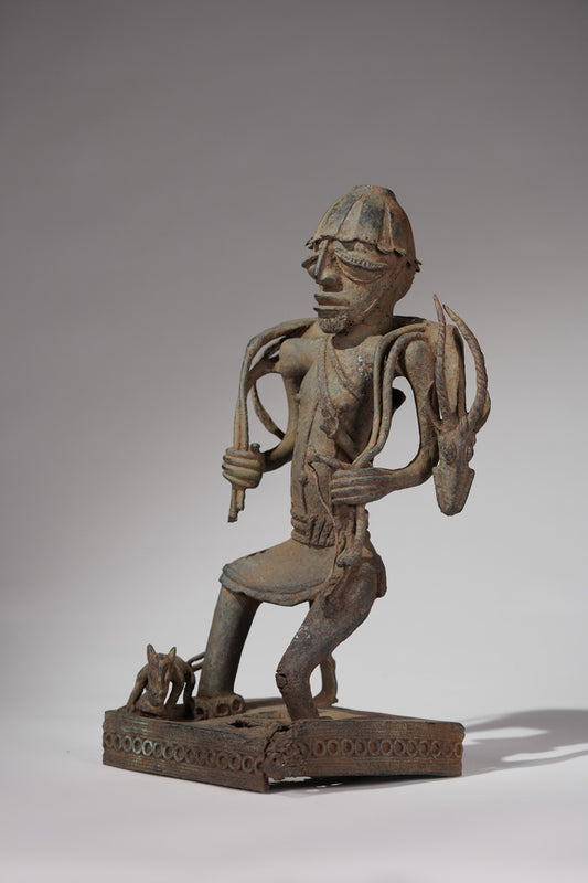 A Benin hunter