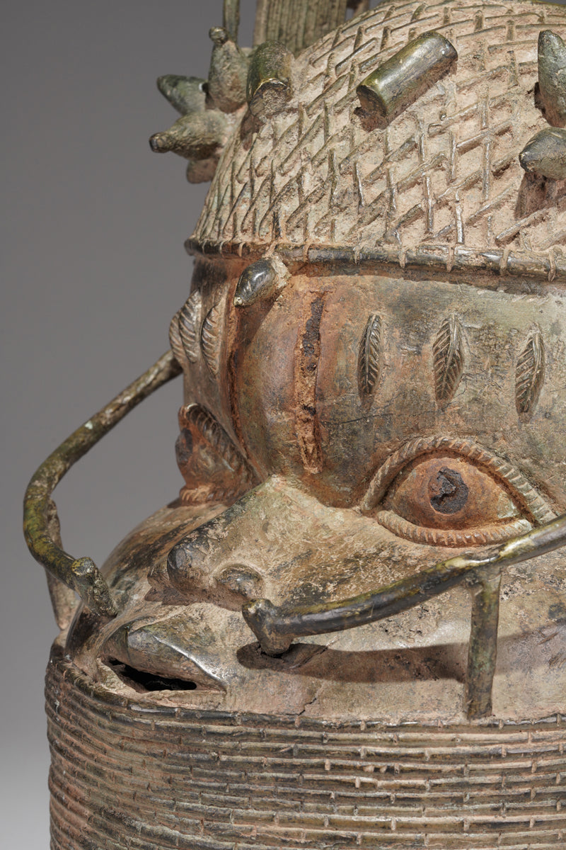 An Uhunmwu-Elao commemorative head