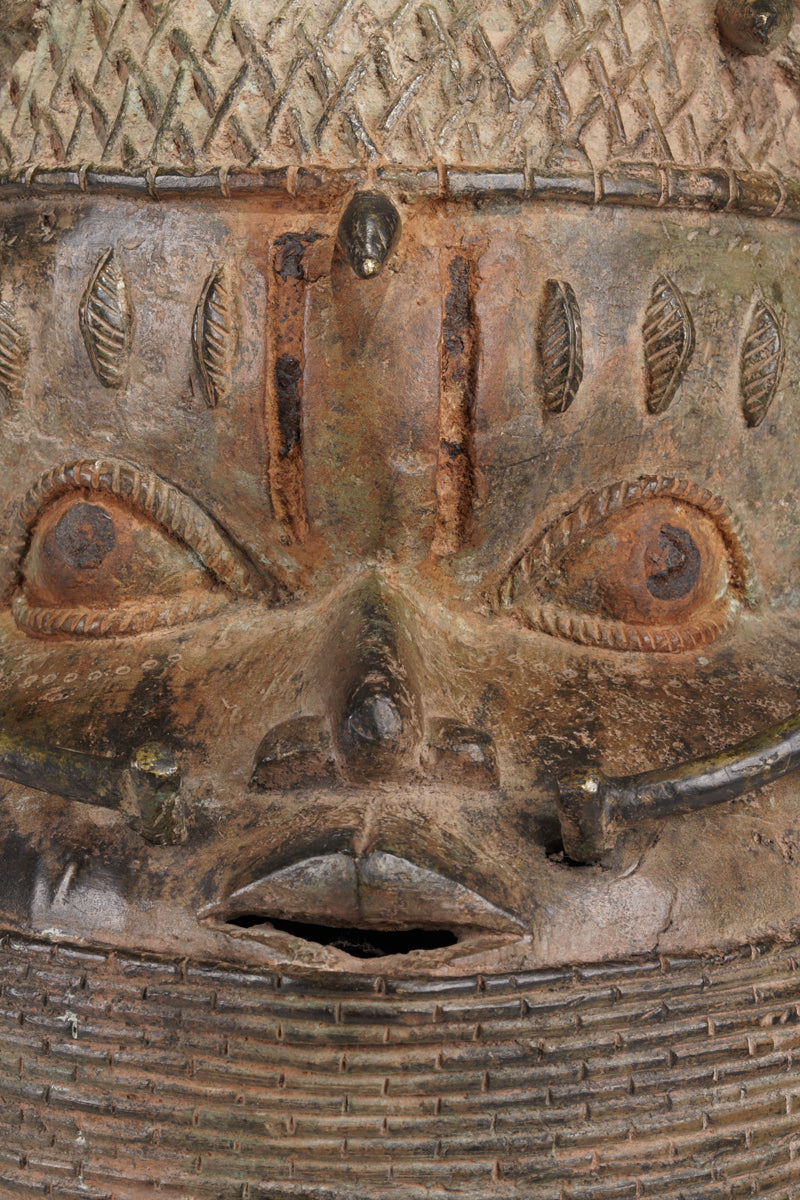 An Uhunmwu-Elao commemorative head