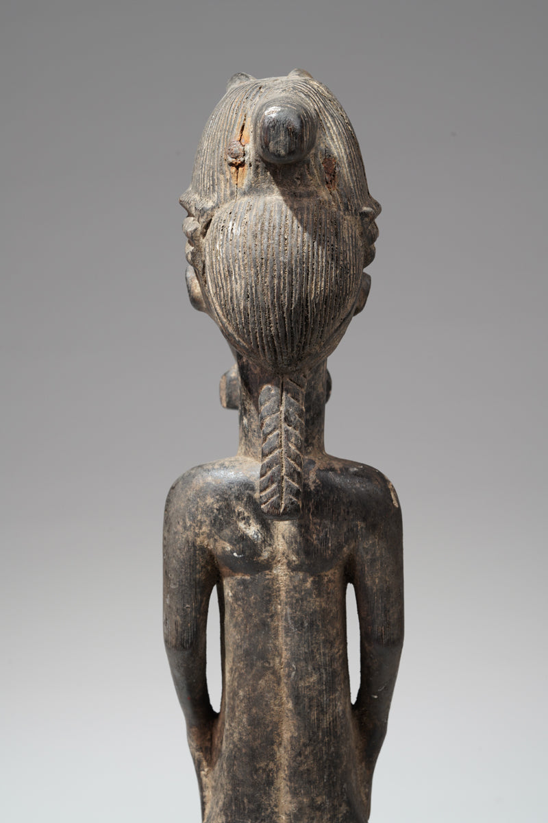 A Baule sculpture from the Mbahiakro region