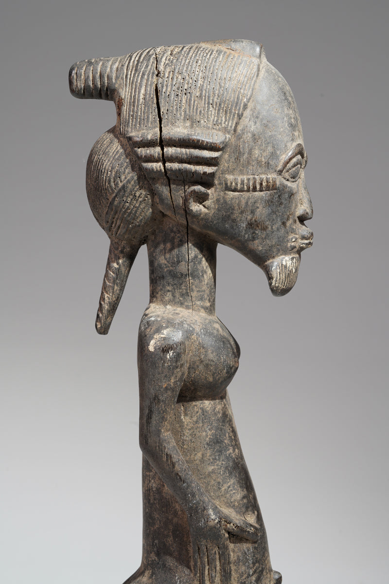 A Baule sculpture from the Mbahiakro region