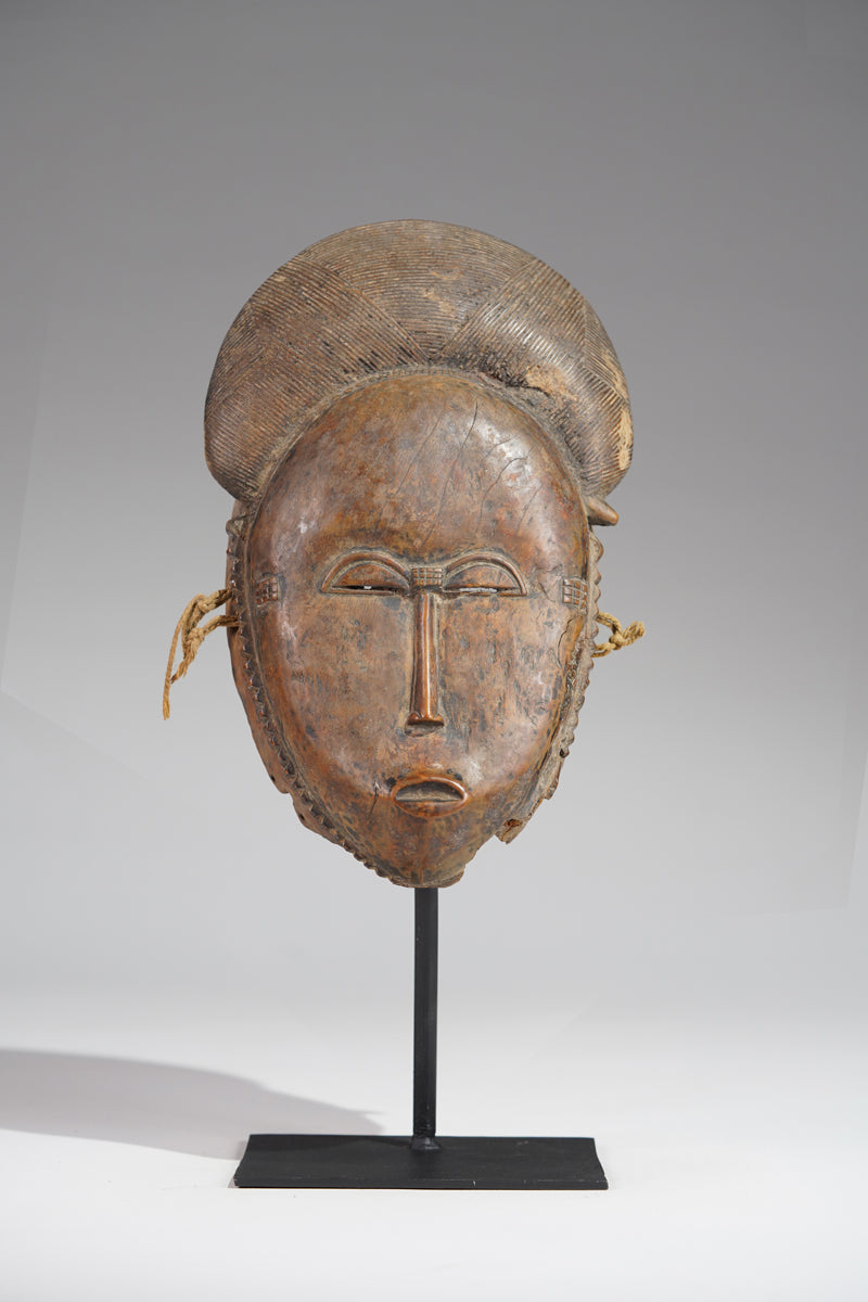 A fragmentary Baule mask