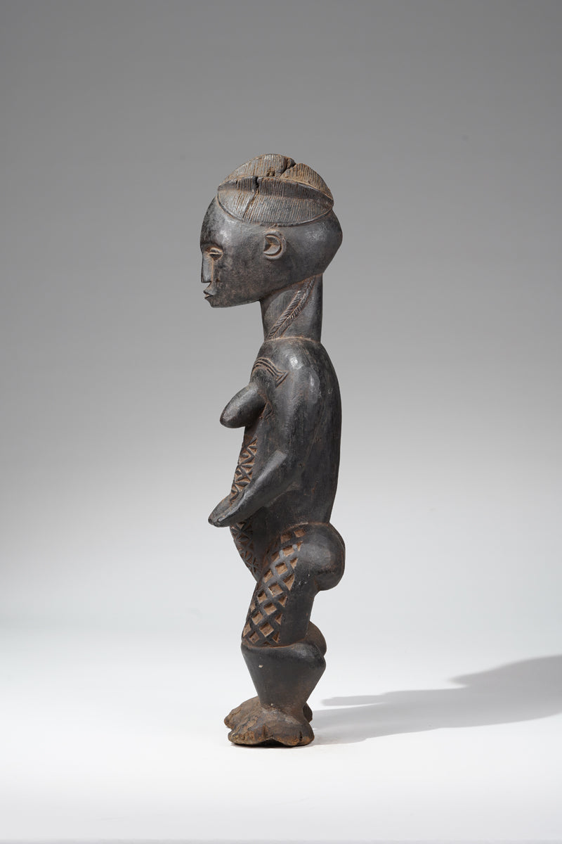 A female Bete sculpture from the Gagnoa region