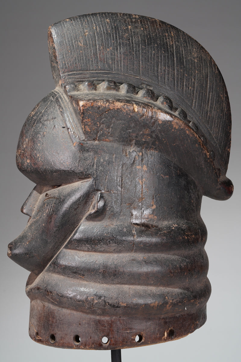 A Mende helmet mask