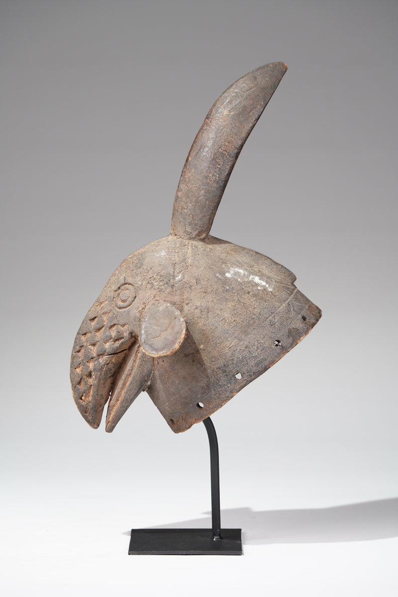 A Mossi helmet mask