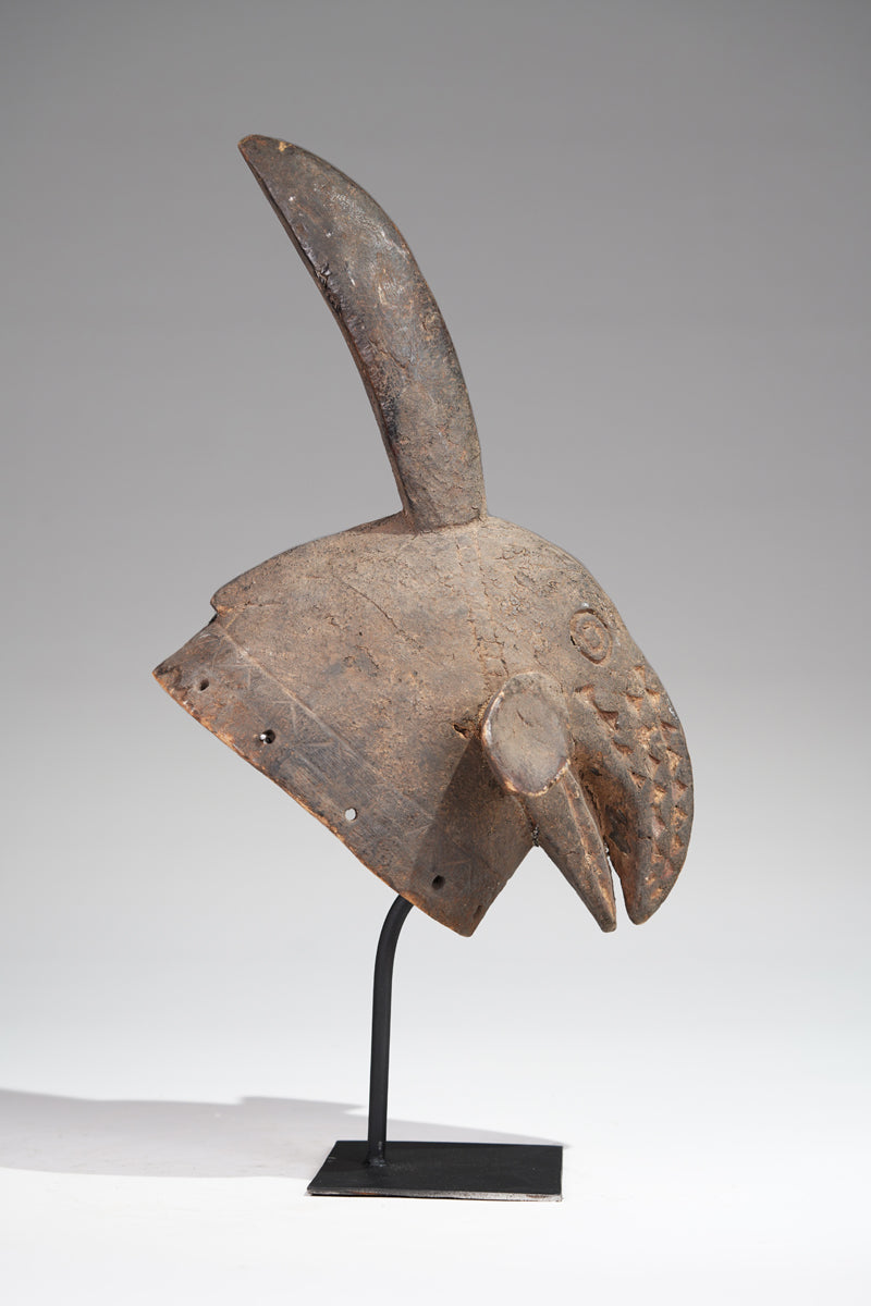 A Mossi helmet mask