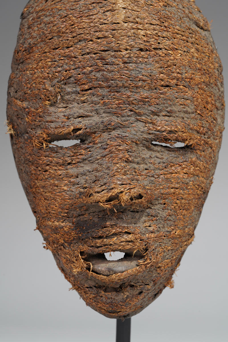 A Dan fetish mask from the Man region