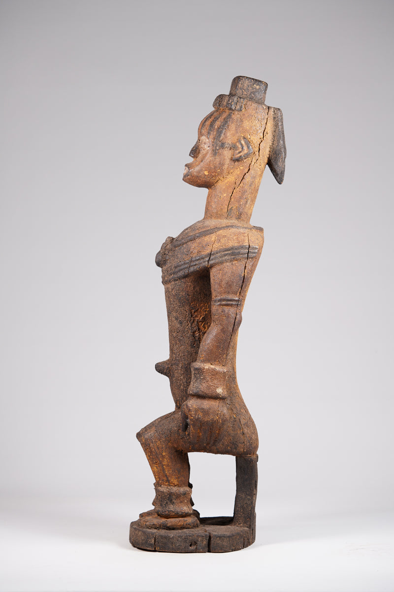 A male Urhobo sculpture