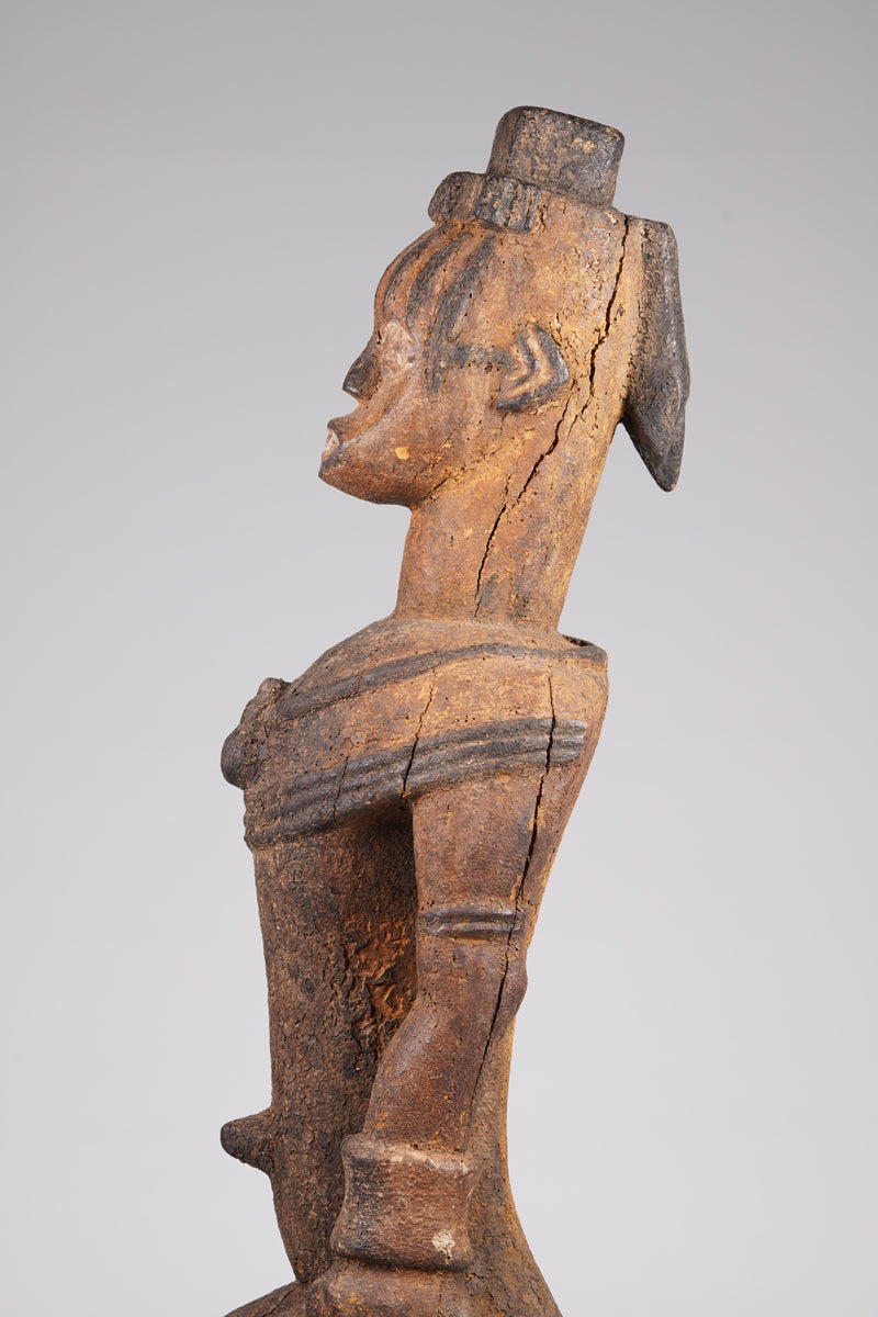 A male Urhobo sculpture