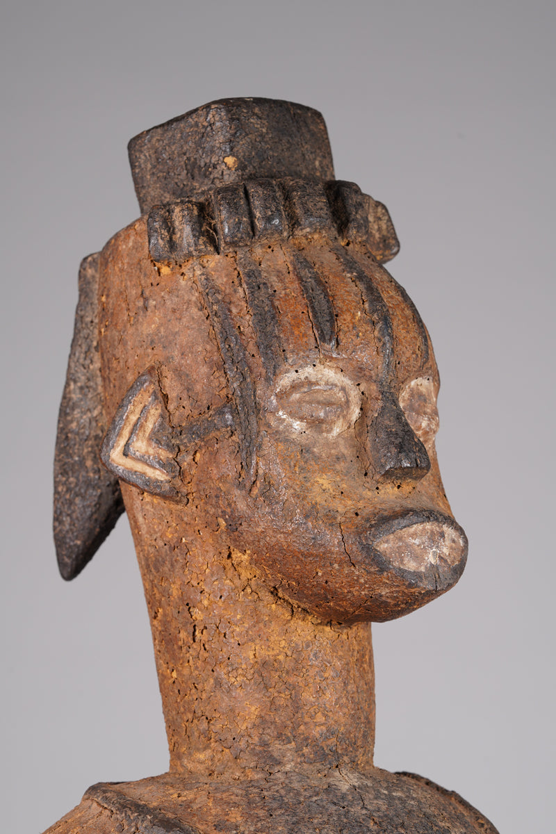 A male Urhobo sculpture