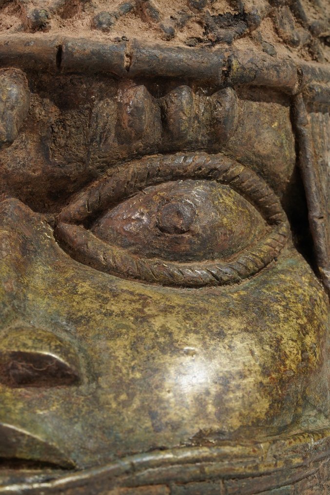 A commemorative Ọba head, Uhunmwu Elao