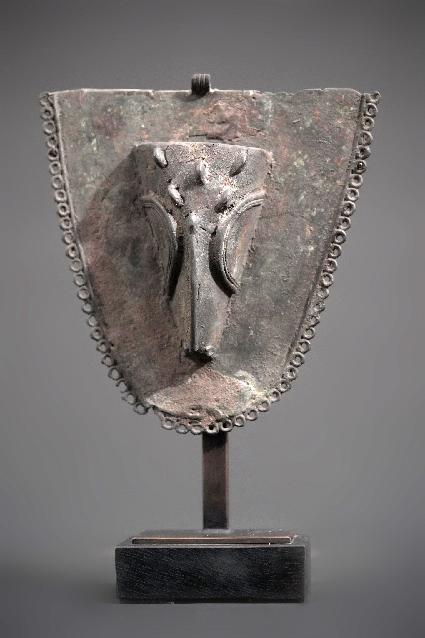 A fragmentary Yoruba Bronze